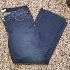 Torrid wide legged jeans